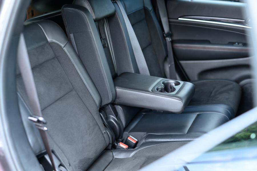 Интерьер Jeep Grand Cherokee Trailhawk (WK2) 2017 года  (JP) (фото 8 из 10)